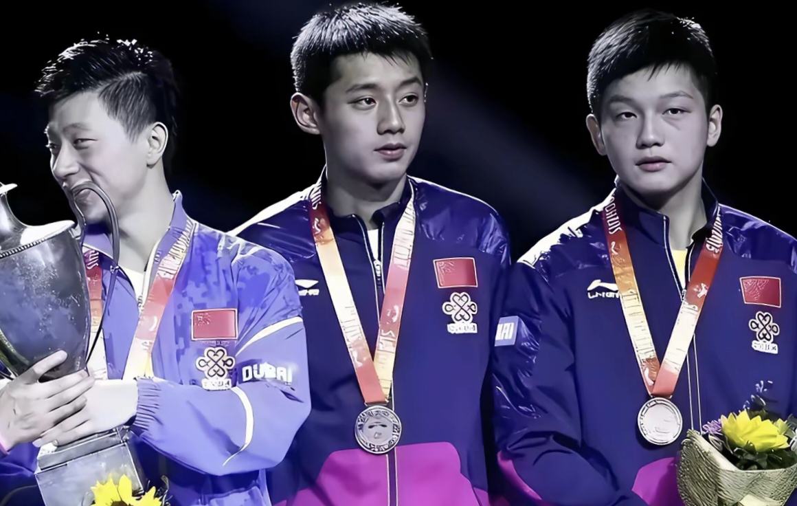 波兰乒乓球队鏖战英国乒乓球队,张继科送出助攻 波兰乒乓球队鏖战英国乒乓球队,张继科送出助攻