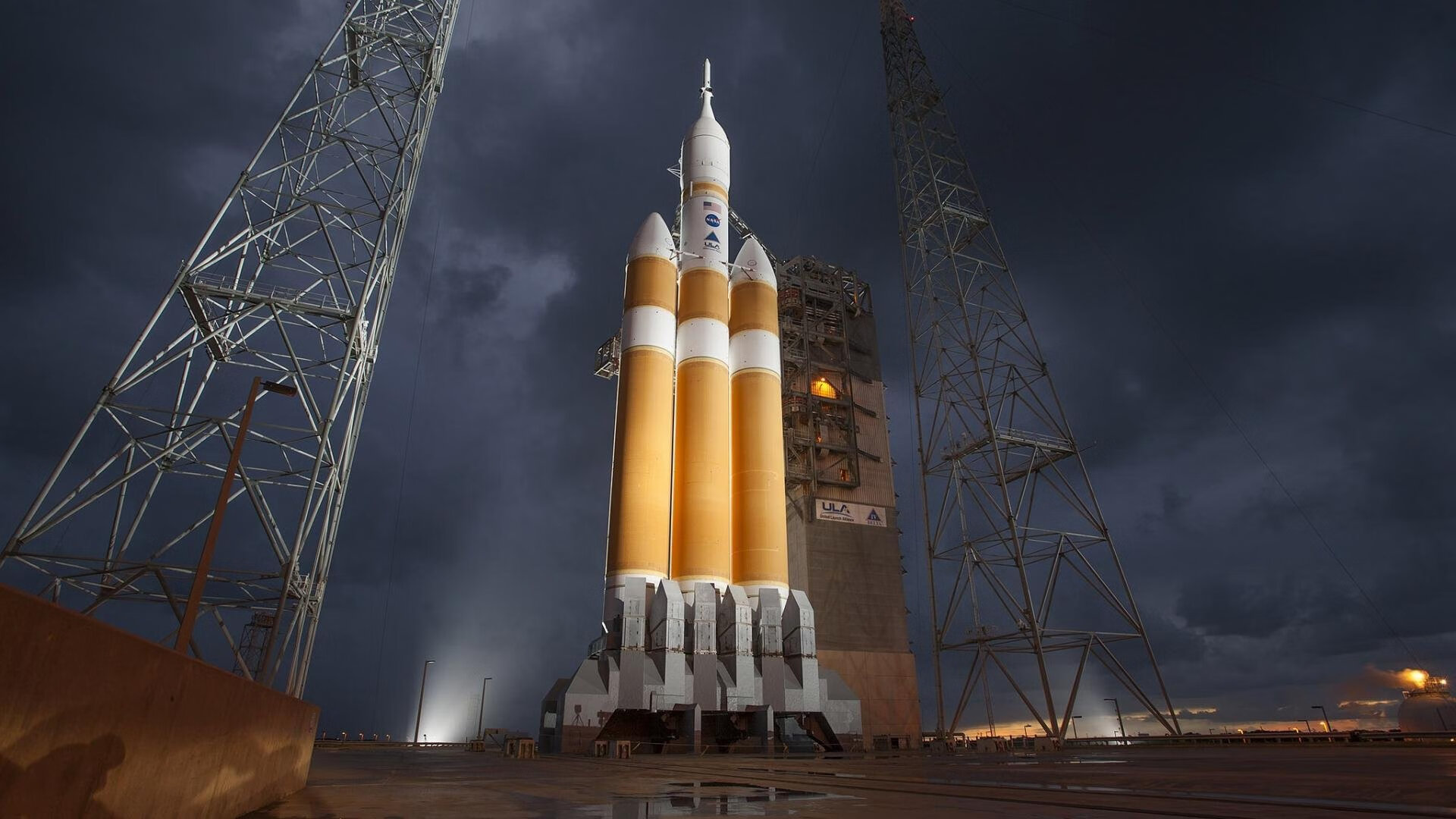 阿劳霍火山爆发!葡萄牙三叉戟熔化蓝黑防线