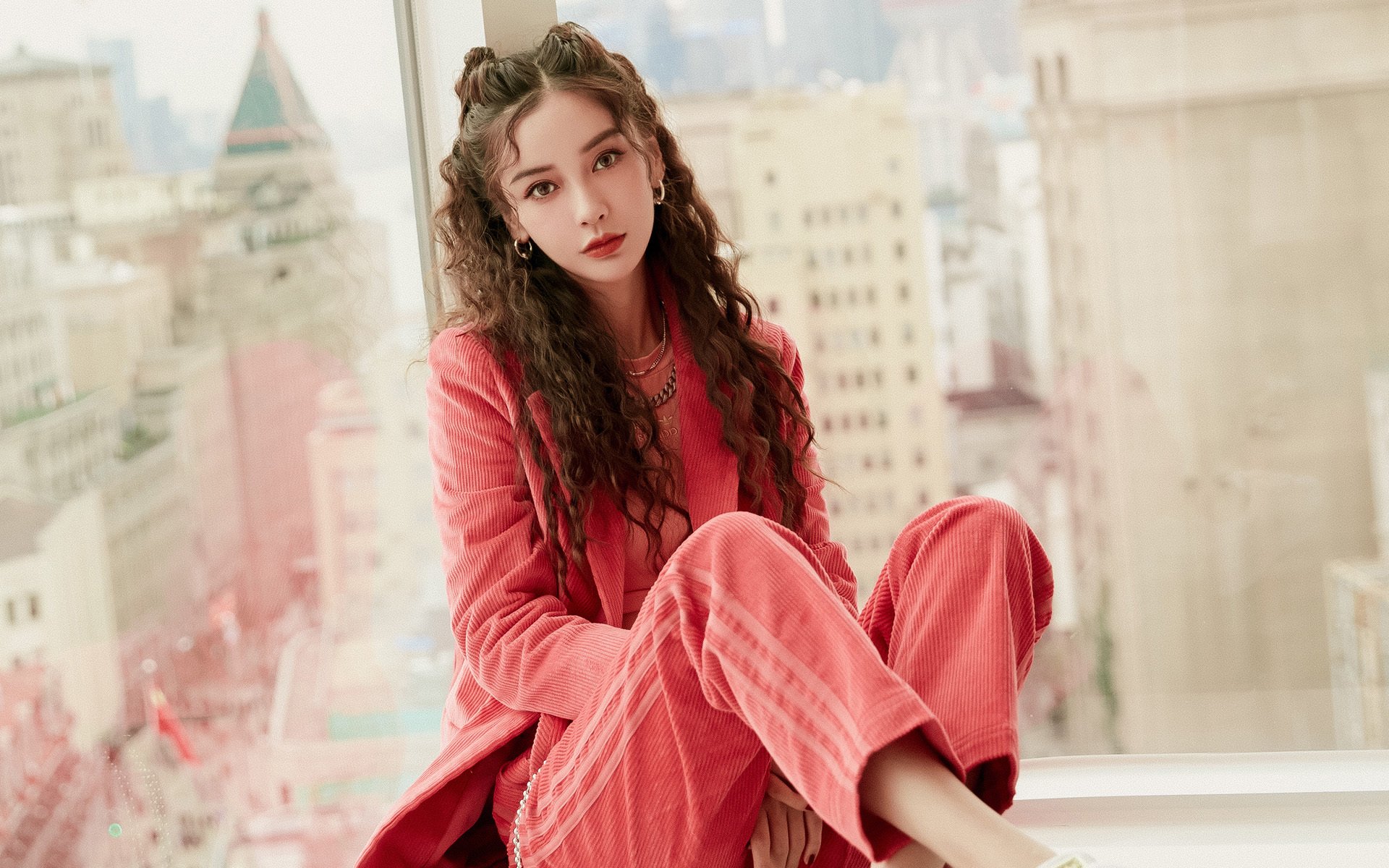 幻想大陆的龙鹰之翼，当迪巴拉点亮神迹，哥伦比亚的征途跨越红龙领地