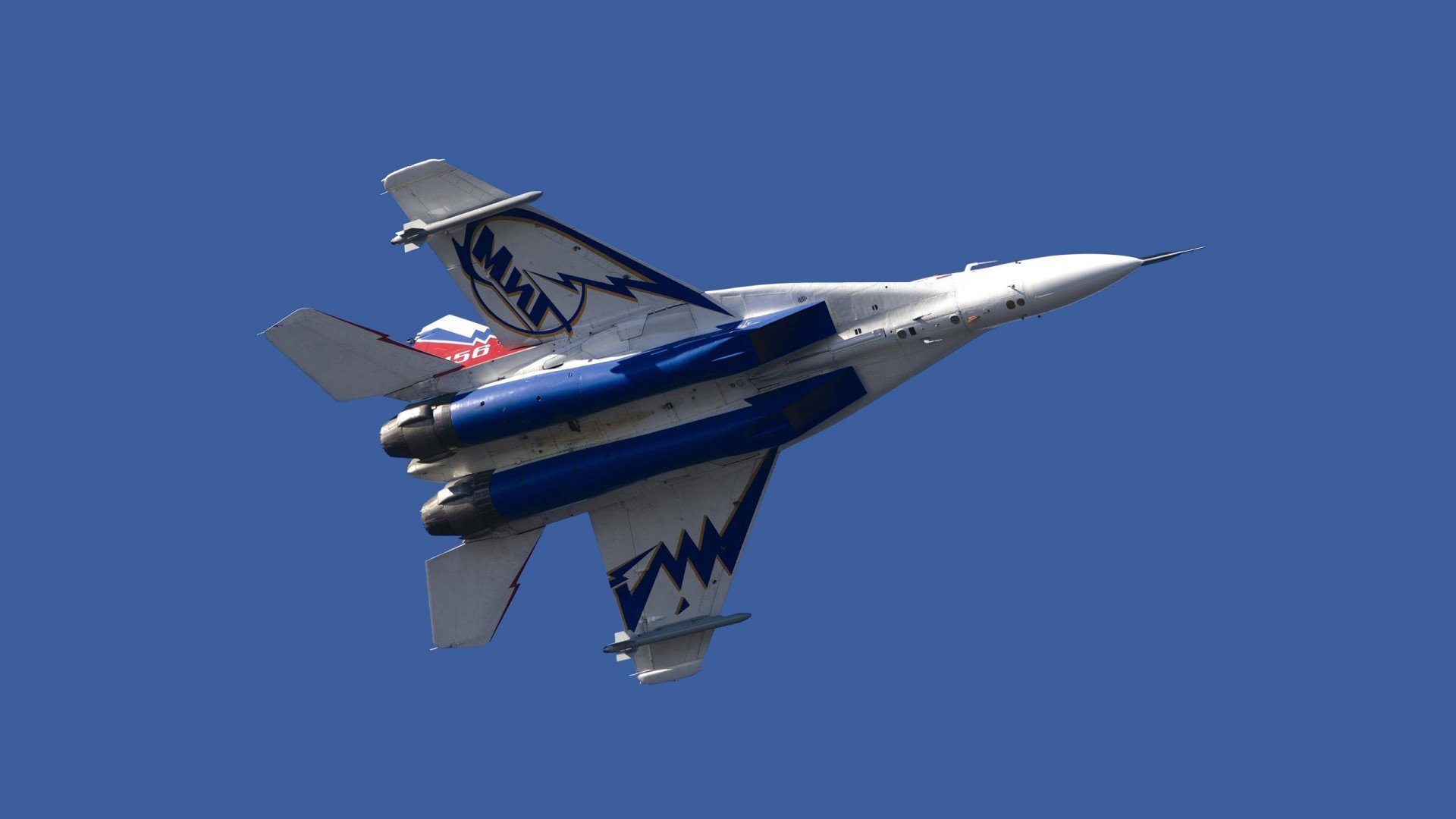 一球定乾坤，李刚仁手术刀传球导演胜利，土耳其防线终结突尼斯童话